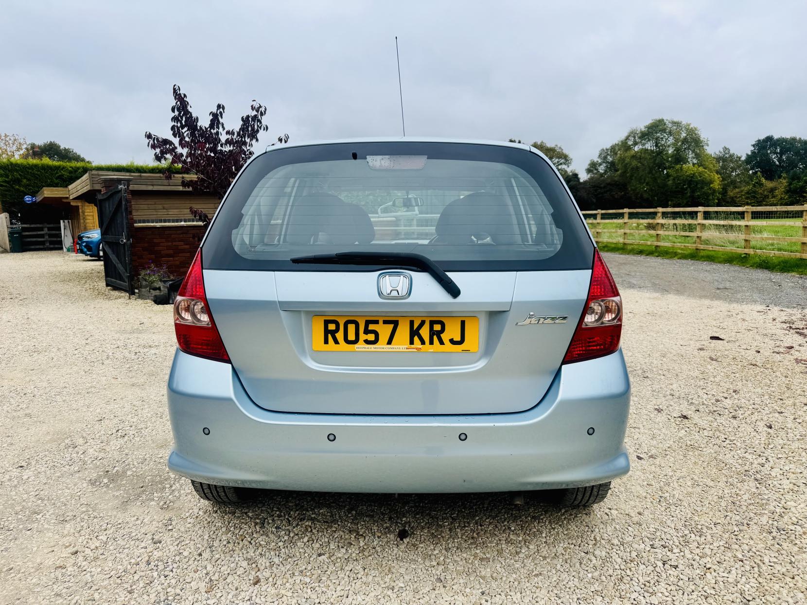 Honda Jazz 1.4 i-DSI SE Hatchback 5dr Petrol CVT-7 (139 g/km, 82 bhp)
