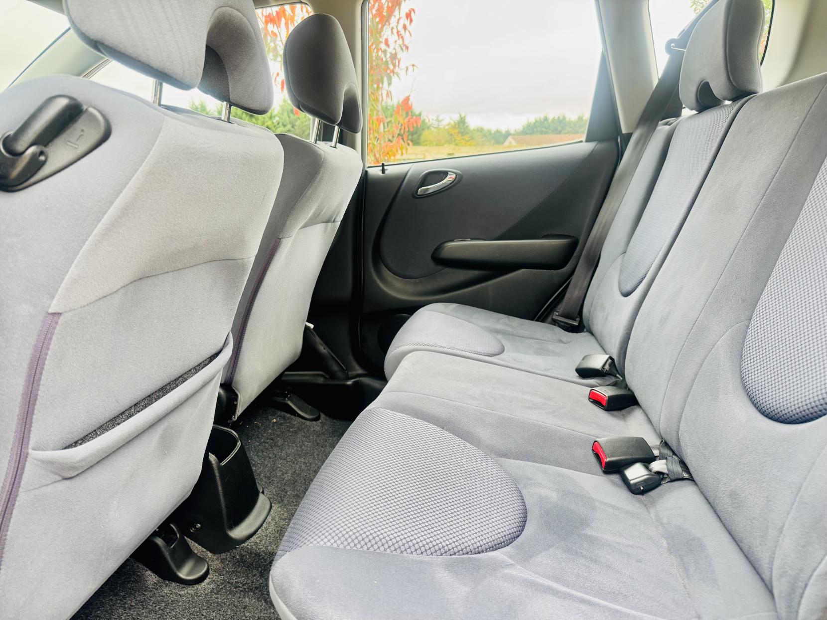 Honda Jazz 1.4 i-DSI SE Hatchback 5dr Petrol CVT-7 (139 g/km, 82 bhp)