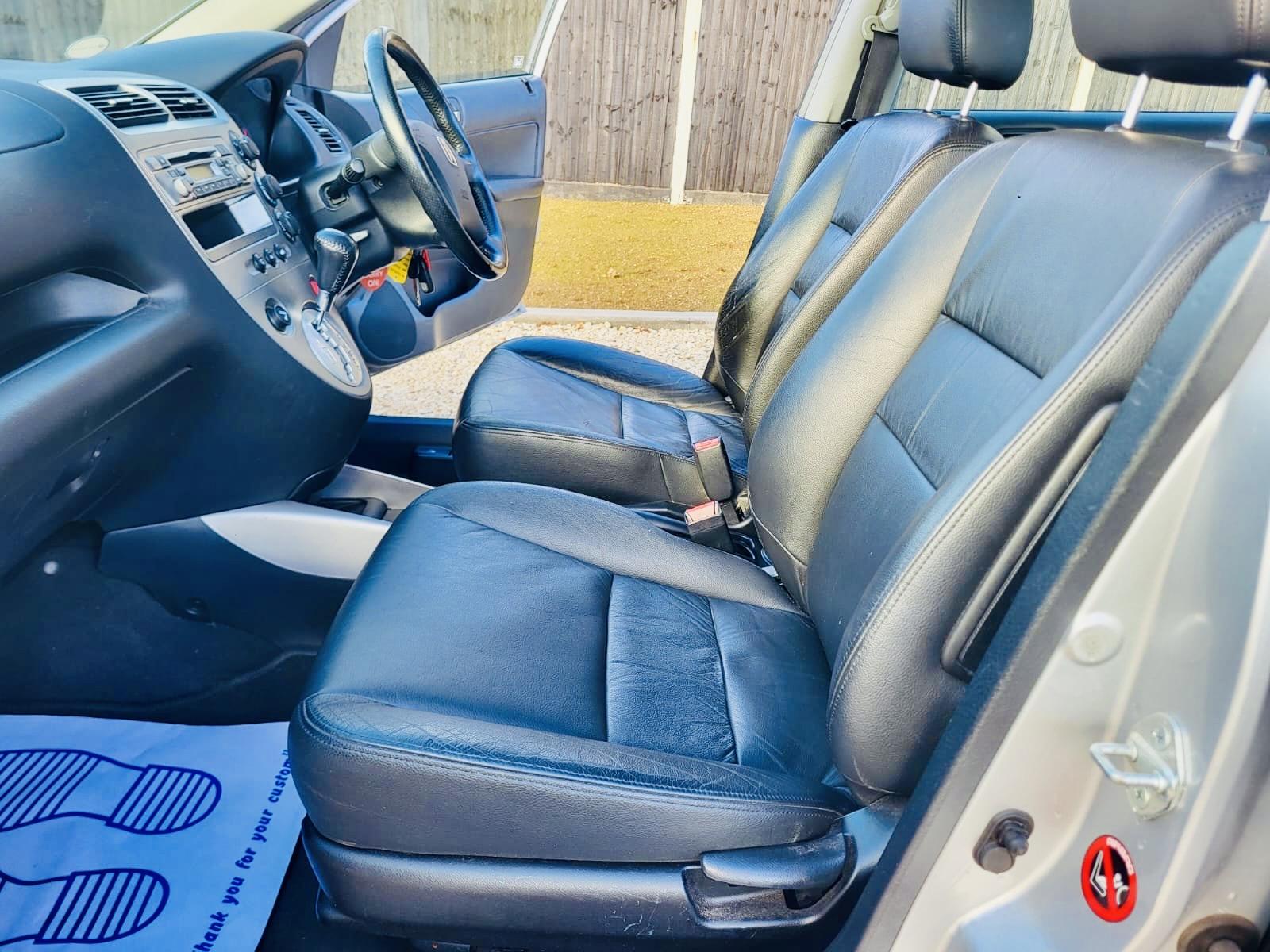 Honda Civic 1.6 i-VTEC Executive Hatchback 5dr Petrol Automatic (172 g/km, 108 bhp)