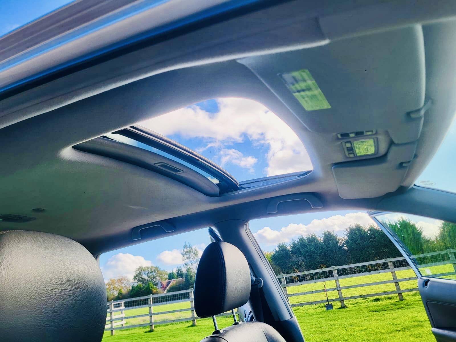 Honda Civic 1.6 i-VTEC Executive Hatchback 5dr Petrol Automatic (172 g/km, 108 bhp)