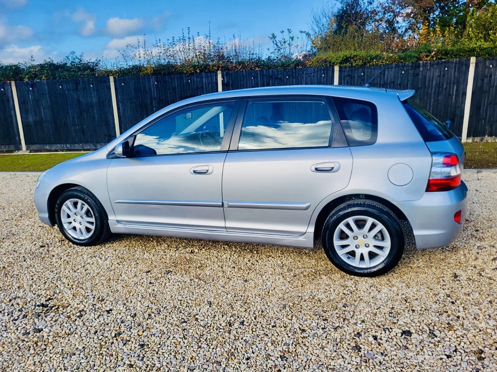 Honda Civic 1.6 i-VTEC Executive Hatchback 5dr Petrol Automatic (172 g/km, 108 bhp)