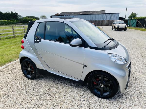 Smart fortwo 1.0 MHD Pulse Cabriolet 2dr Petrol SoftTouch Euro 5 (s/s) (71 bhp)