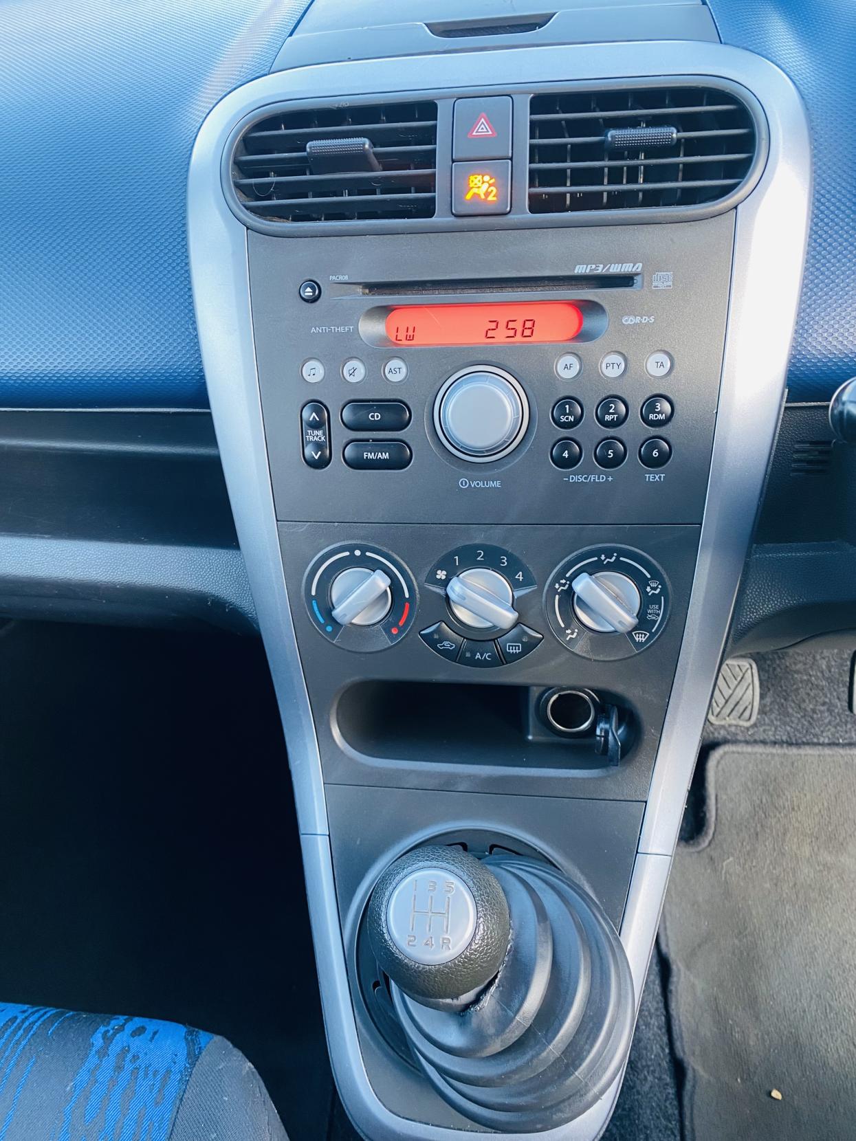 Vauxhall Agila 1.0 ecoFLEX 12V S MPV 5dr Petrol Manual Euro 5 (AC) (68 ps)