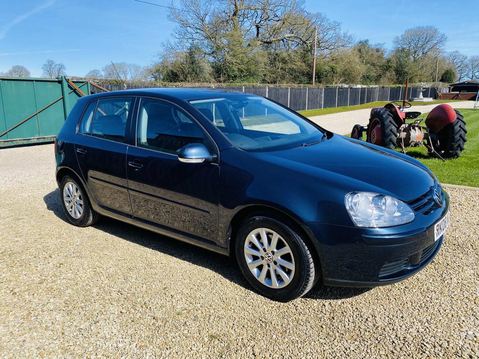 Volkswagen Golf 1.6 FSI Match Hatchback 5dr Petrol Automatic (182 g/km, 113 bhp)