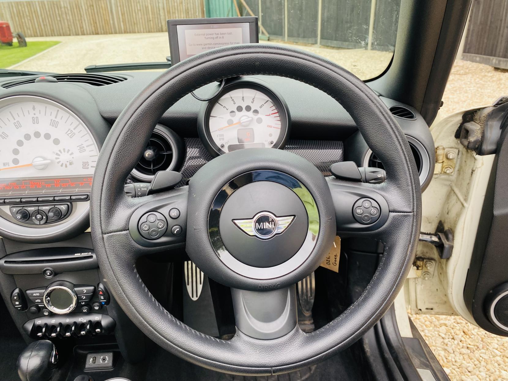 MINI Convertible 1.6 Cooper S Convertible 2dr Petrol Auto Euro 5 (184 ps)