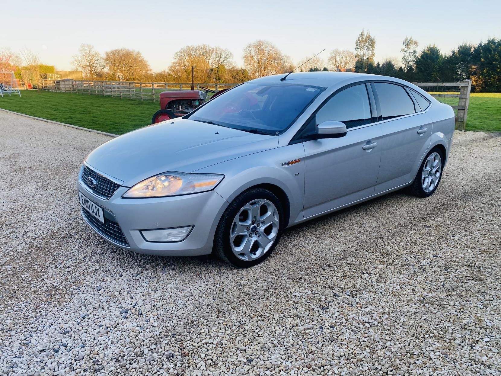 Ford Mondeo 2.0 EcoBoost Titanium X Hatchback 5dr Petrol Powershift (179 g/km, 200 bhp)