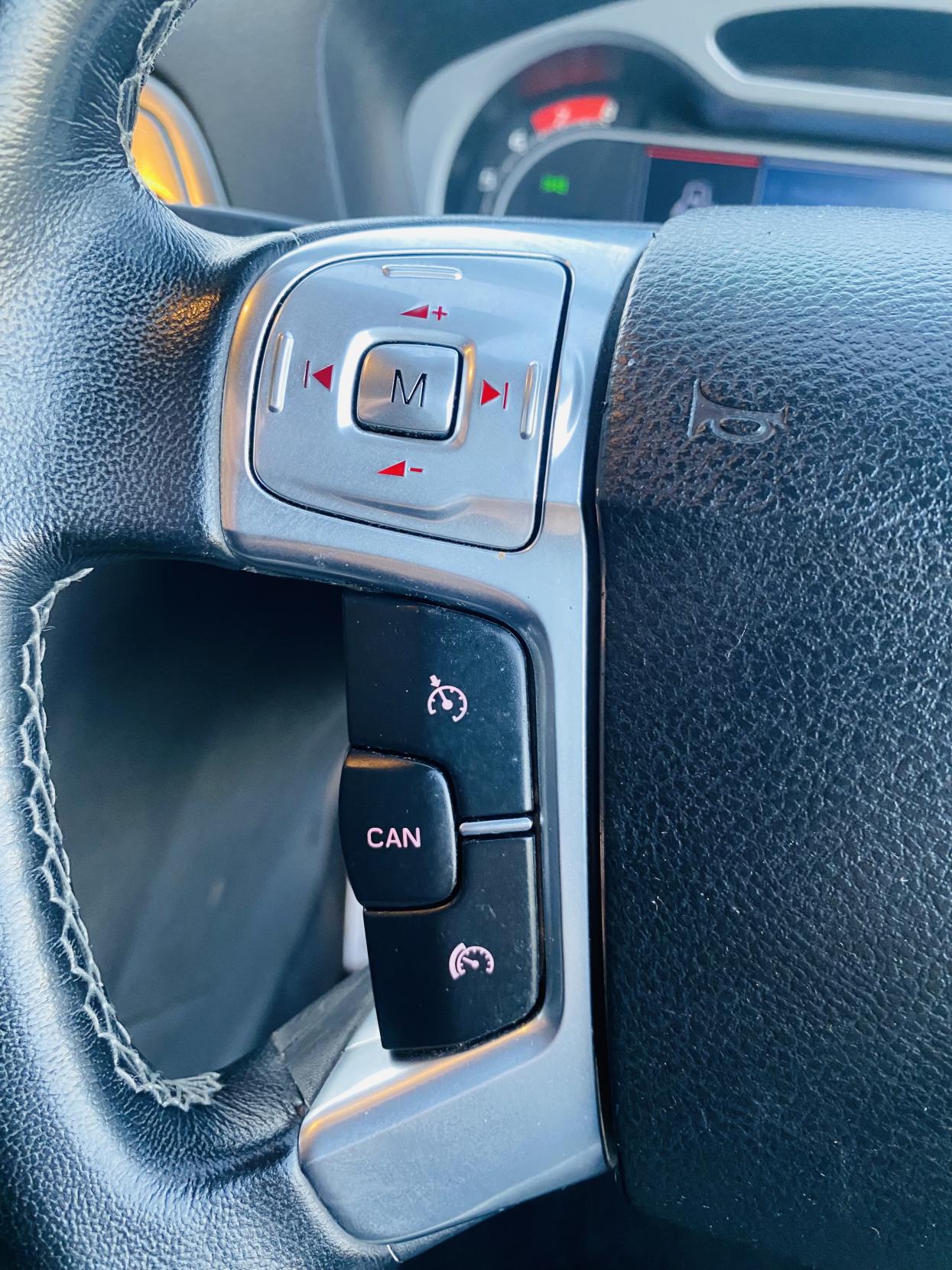 Ford Mondeo 2.0 EcoBoost Titanium X Hatchback 5dr Petrol Powershift (179 g/km, 200 bhp)