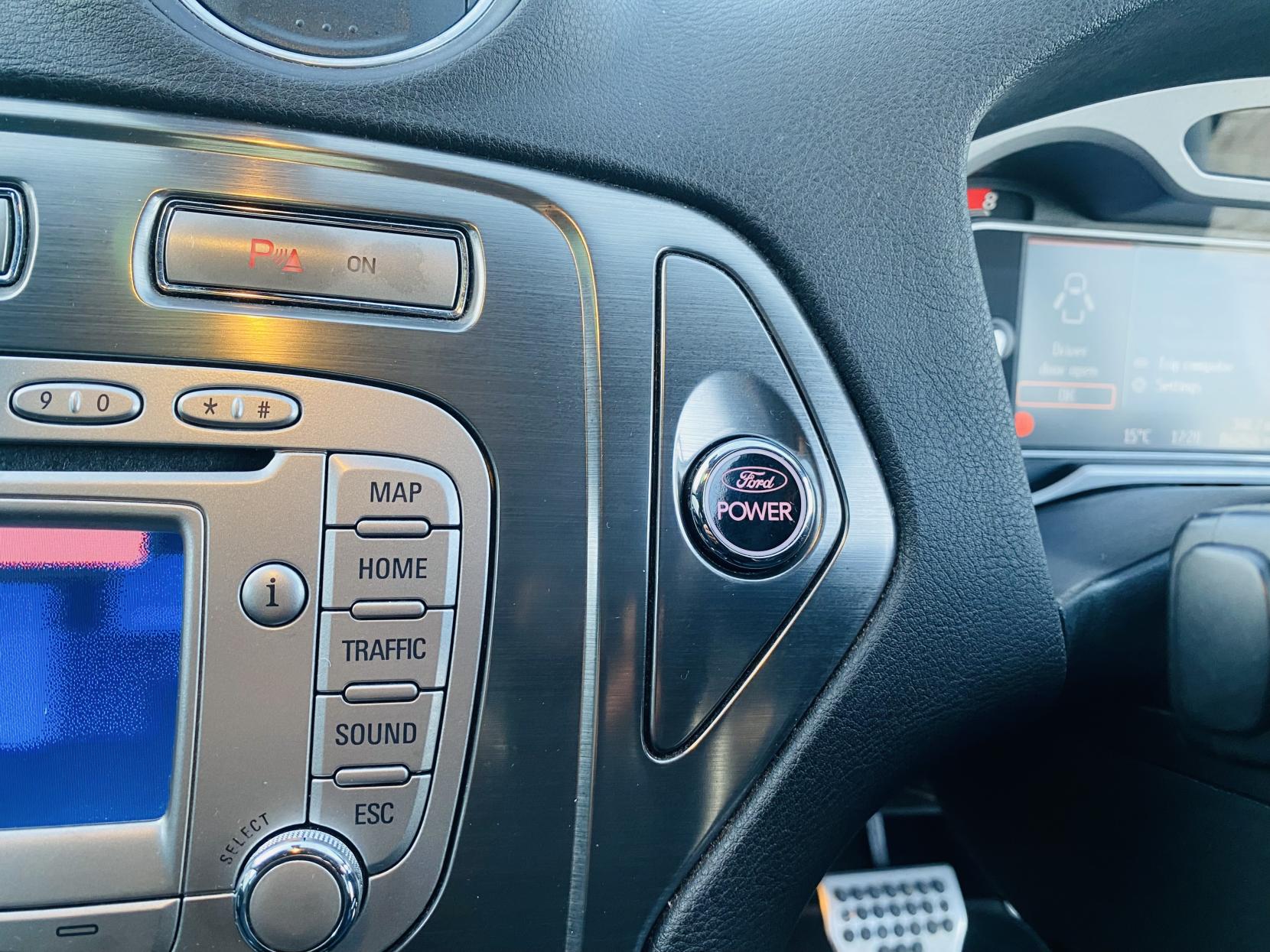 Ford Mondeo 2.0 EcoBoost Titanium X Hatchback 5dr Petrol Powershift (179 g/km, 200 bhp)