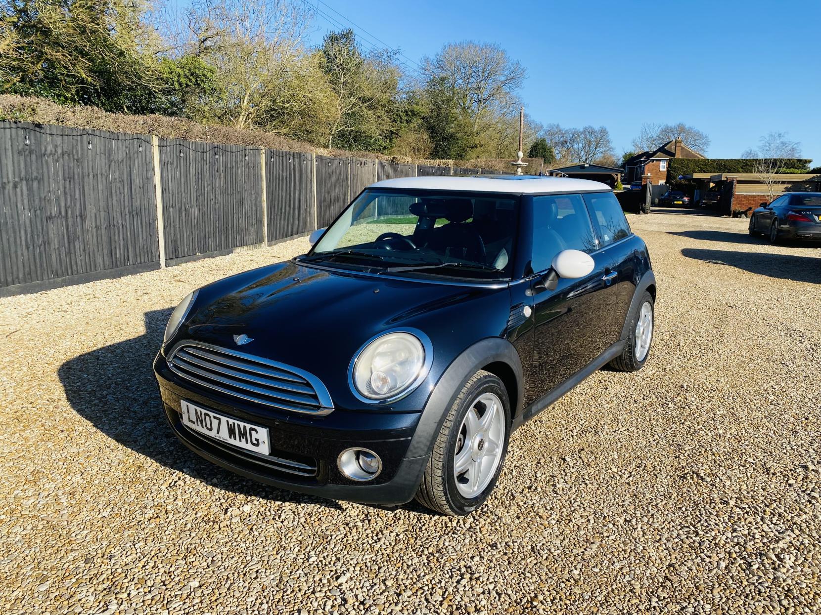 MINI Hatch 1.6 Cooper Hatchback 3dr Petrol Manual Euro 4 (120 ps)