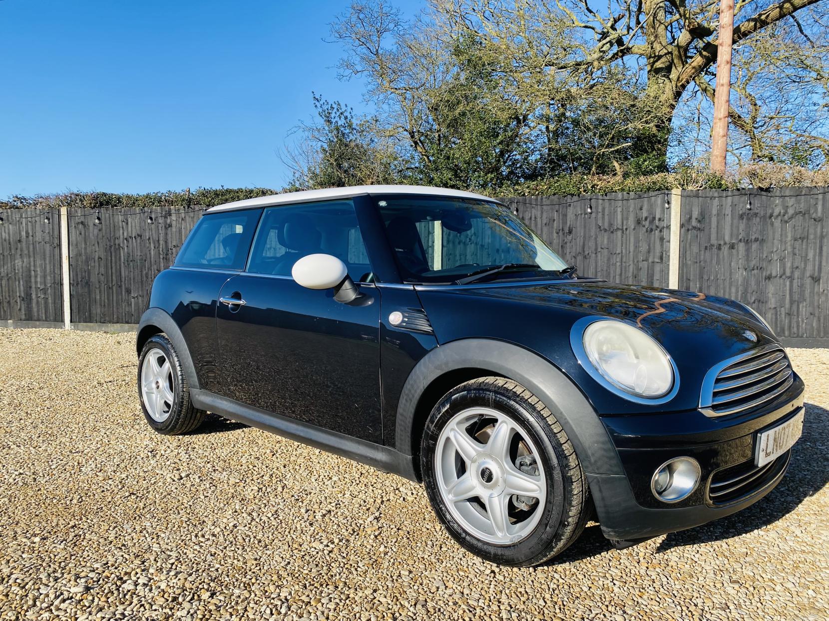 MINI Hatch 1.6 Cooper Hatchback 3dr Petrol Manual Euro 4 (120 ps)