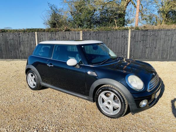 MINI Hatch 1.6 Cooper Hatchback 3dr Petrol Manual Euro 4 (120 ps)