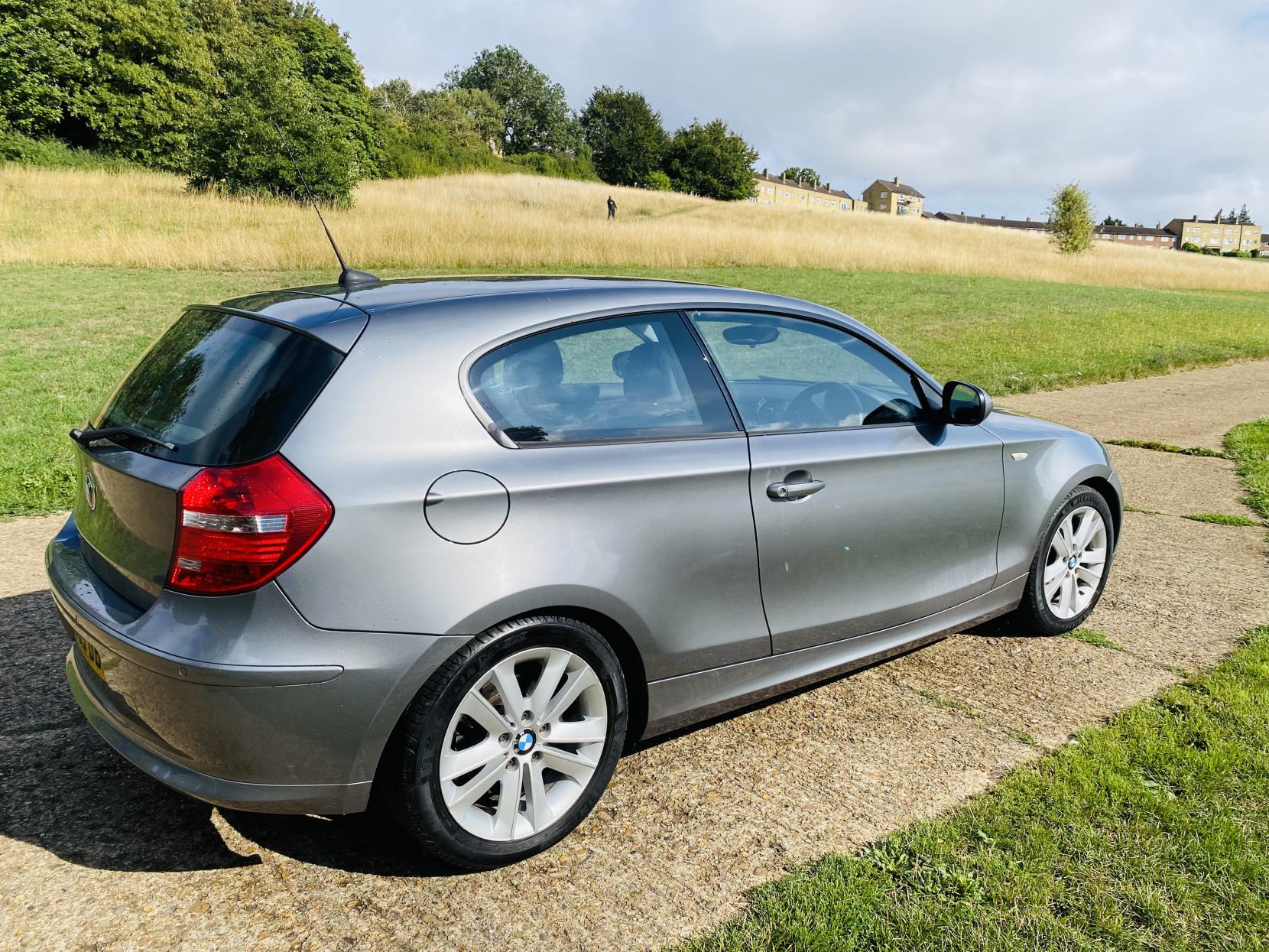 BMW 1 Series 2.0 116i Sport Hatchback 3dr Petrol Manual Euro 5 (122 ps)