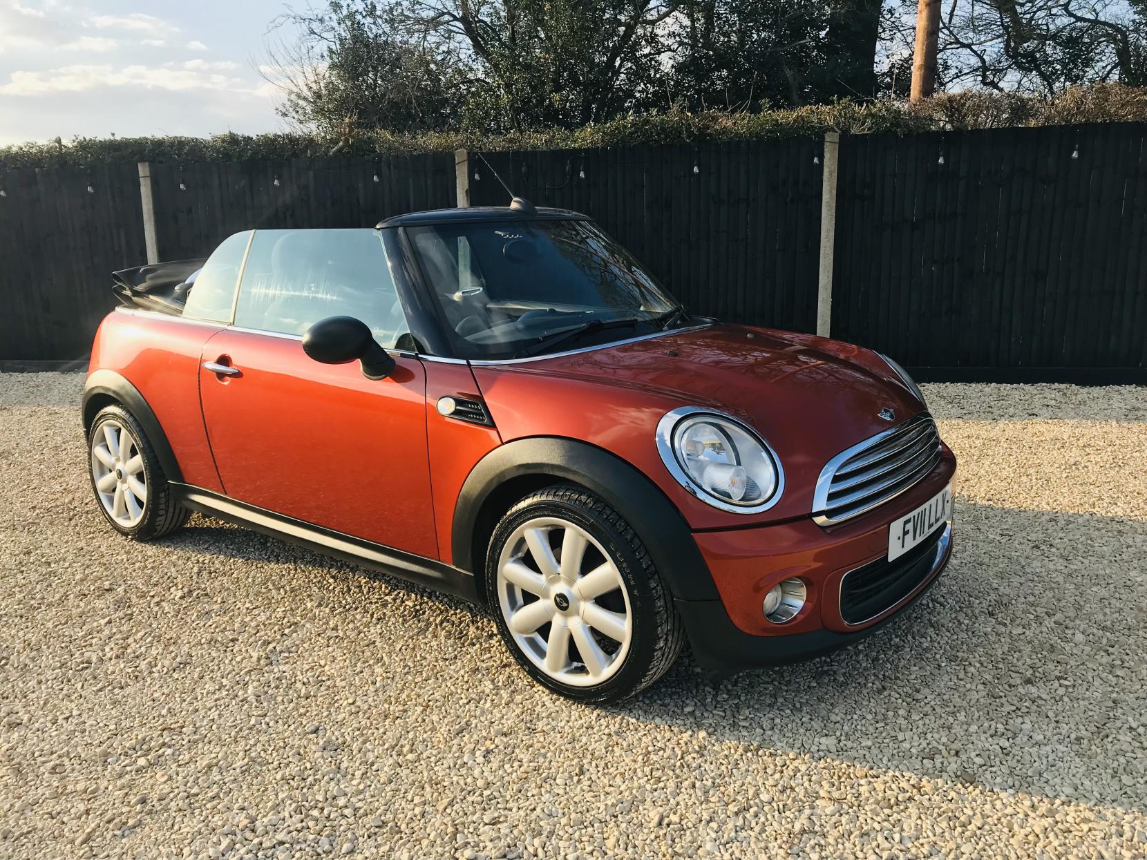 MINI Convertible 1.6 One Convertible 2dr Petrol Manual Euro 5 (98 ps)