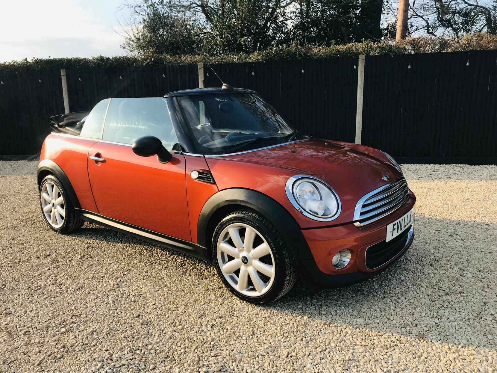 MINI Convertible 1.6 One Convertible 2dr Petrol Manual Euro 5 (98 ps)