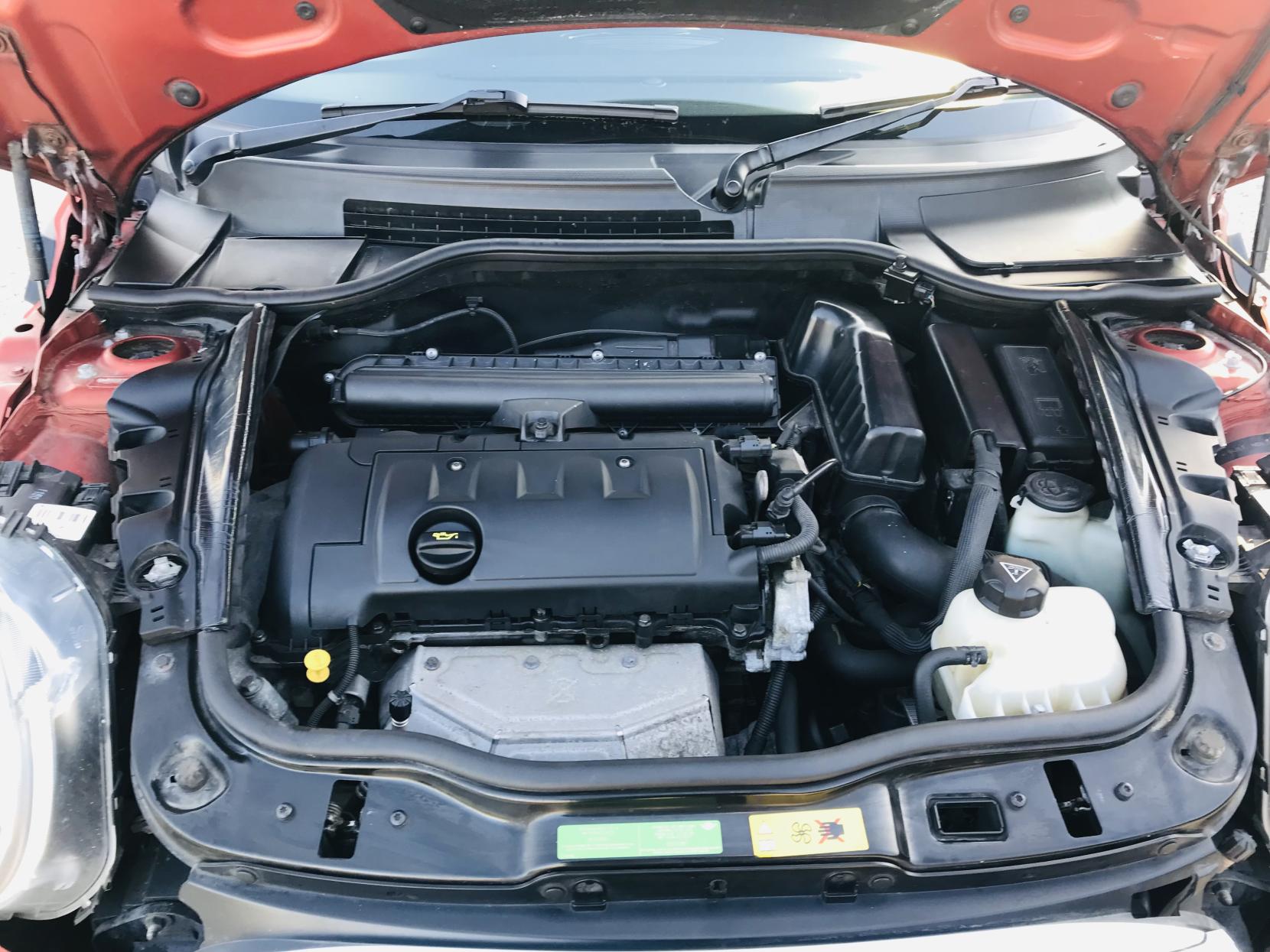 MINI Convertible 1.6 One Convertible 2dr Petrol Manual Euro 5 (98 ps)