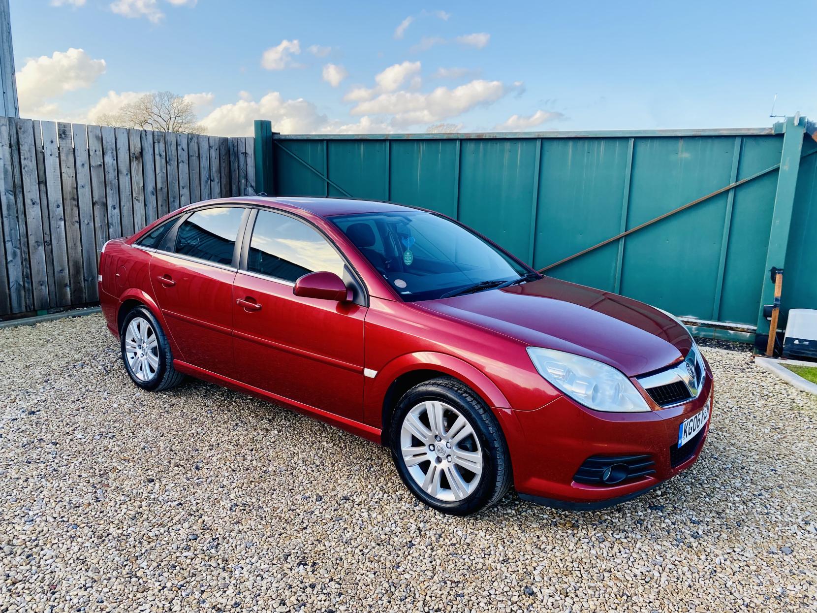 Vauxhall Vectra 1.8 VVT Exclusiv Hatchback 5dr Petrol Manual (173 g/km, 138 bhp)