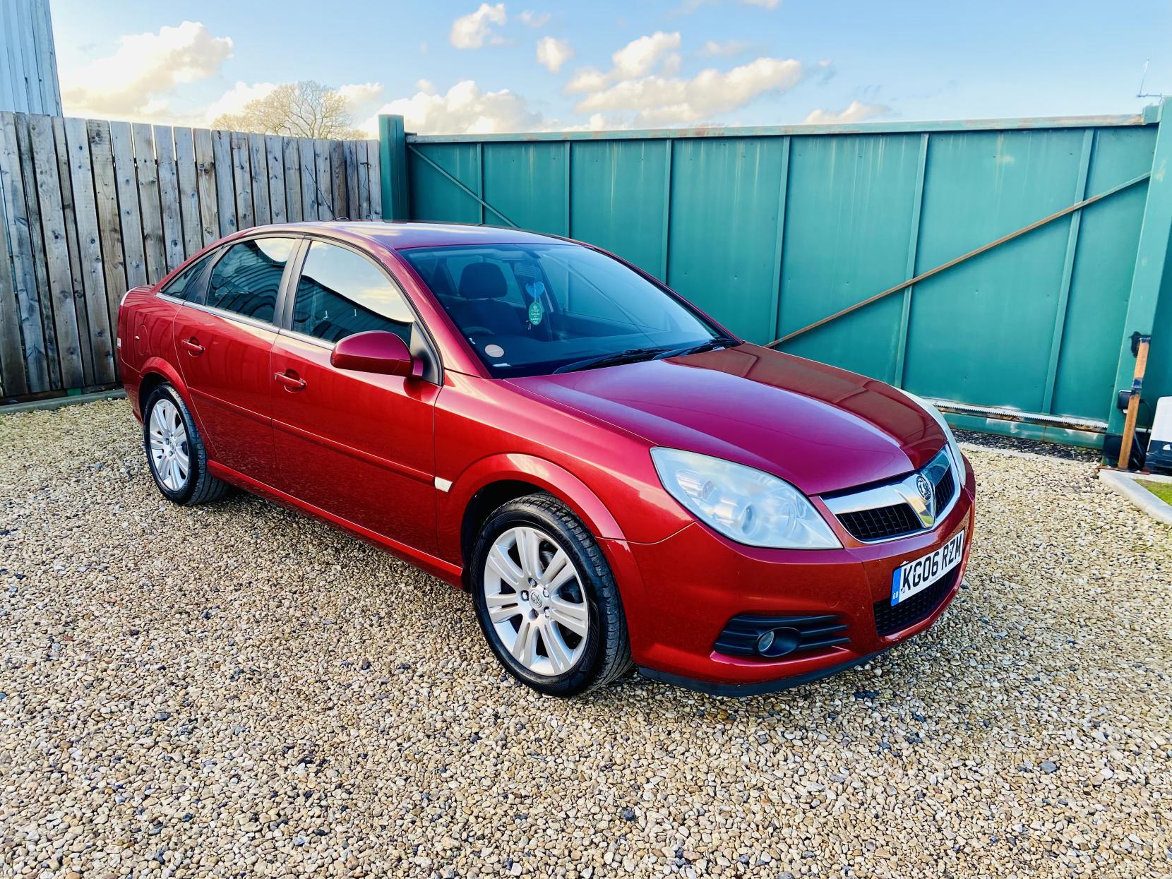 Vauxhall Vectra 1.8 VVT Exclusiv Hatchback 5dr Petrol Manual (173 g/km, 138 bhp)