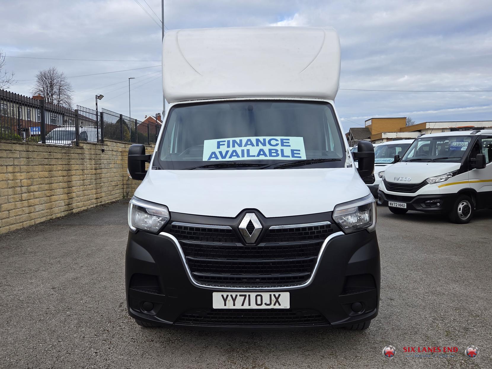 Renault Trucks Master RENAULT TRUCKS MASTER RED EDITION 35 LWB LOW LOADER MK3 FL2 (E62)
