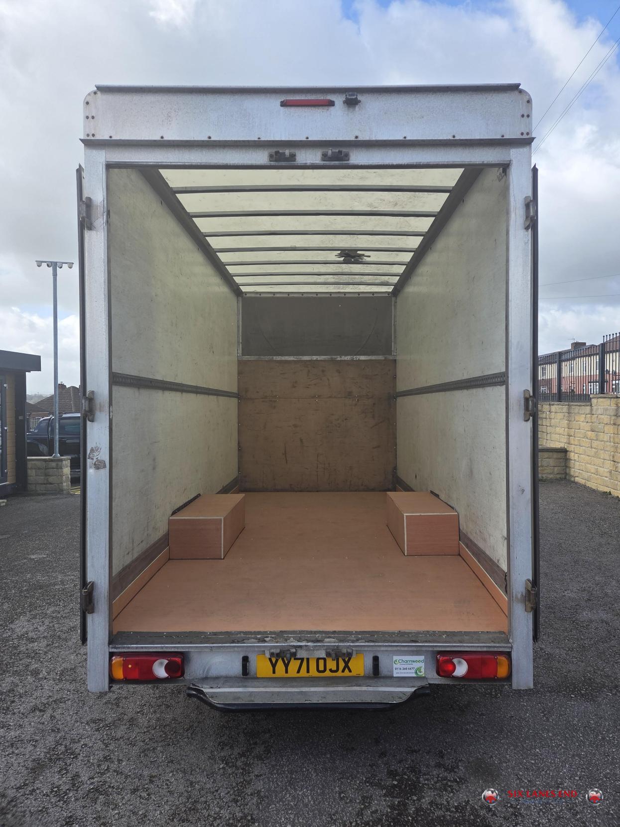 Renault Trucks Master RENAULT TRUCKS MASTER RED EDITION 35 LWB LOW LOADER MK3 FL2 (E62)