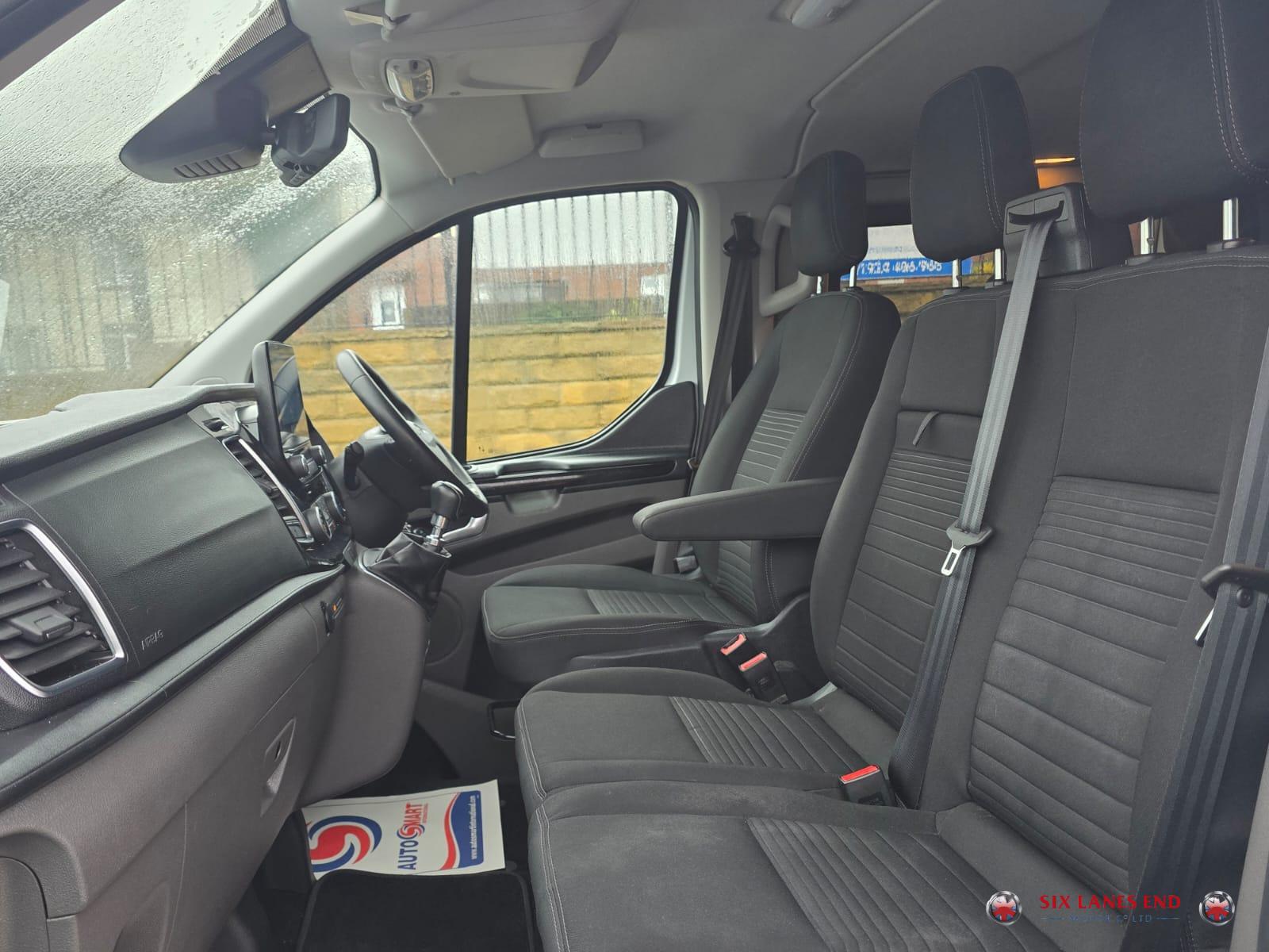 Ford Transit Custom 2.0 320 EcoBlue Limited Crew Van Double Cab 5dr Diesel Manual L2 H1 Euro 6 (s/s) (130 ps)