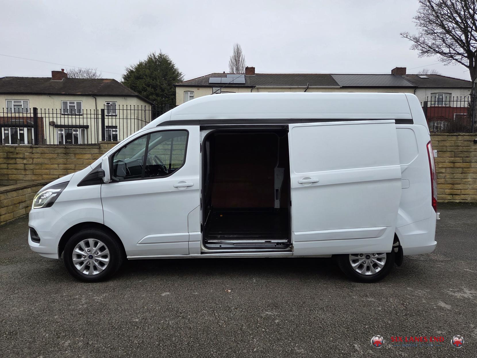 Ford Transit Custom 2.0 300 EcoBlue MHEV Limited Panel Van 5dr Diesel Manual L2 H2 Euro 6 (s/s) (130 ps)