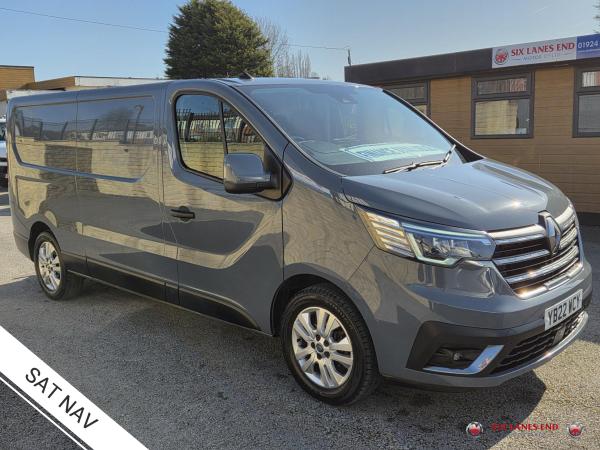 Renault Trafic 2.0 dCi Blue LL30 Sport Panel Van 5dr Diesel Manual L2 H1 Euro 6 (s/s) (130 ps)