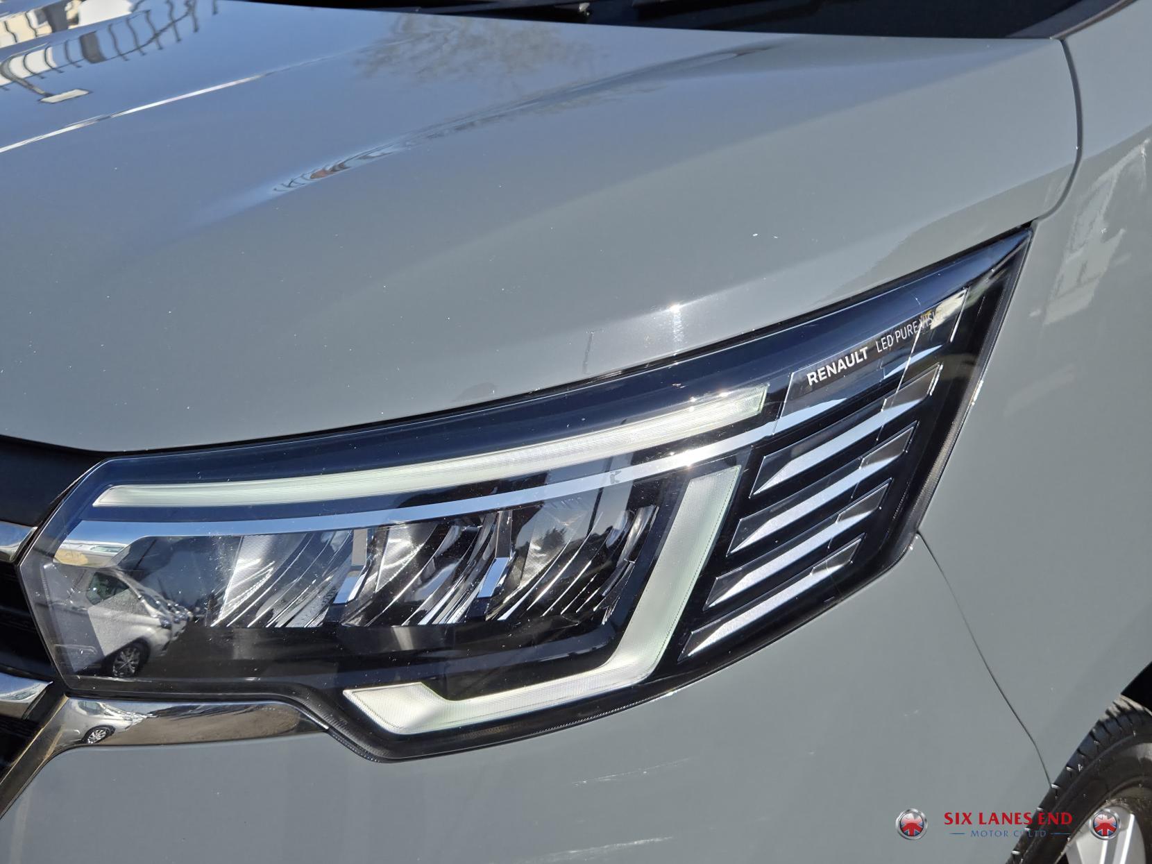 Renault Trafic 2.0 dCi Blue LL30 Sport Panel Van 5dr Diesel Manual L2 H1 Euro 6 (s/s) (130 ps)