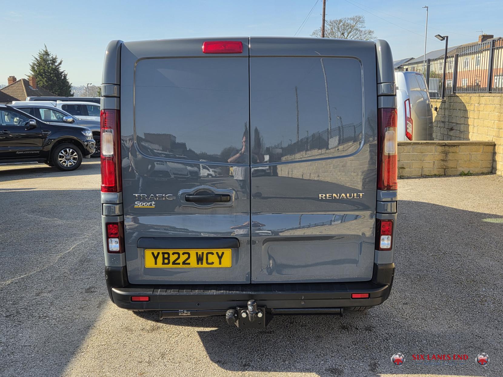 Renault Trafic 2.0 dCi Blue LL30 Sport Panel Van 5dr Diesel Manual L2 H1 Euro 6 (s/s) (130 ps)