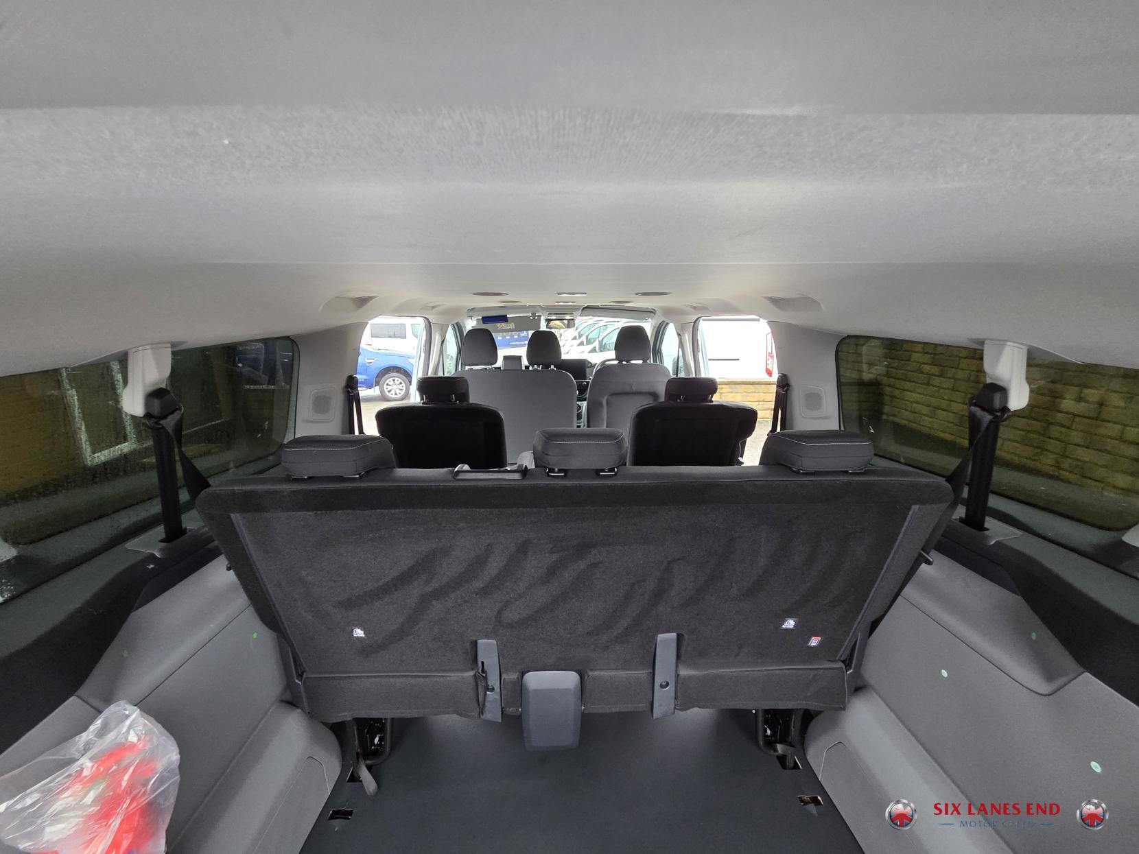 Ford Transit Custom 2.0 320 EcoBlue Trend Kombi Double Cab 5dr Diesel Manual L2 Euro 6 (s/s) (136 ps)