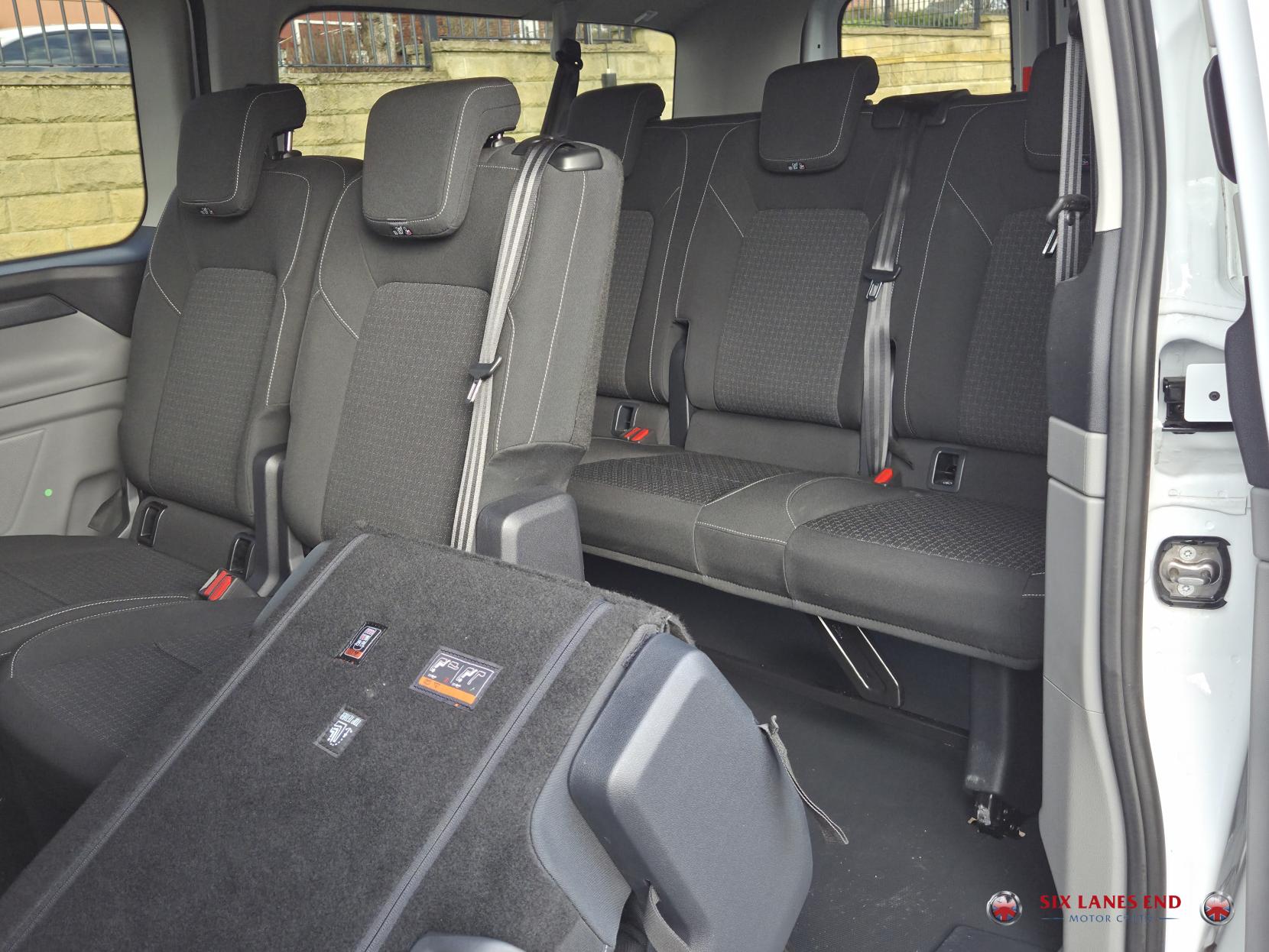 Ford Transit Custom 2.0 320 EcoBlue Trend Kombi Double Cab 5dr Diesel Manual L2 Euro 6 (s/s) (136 ps)