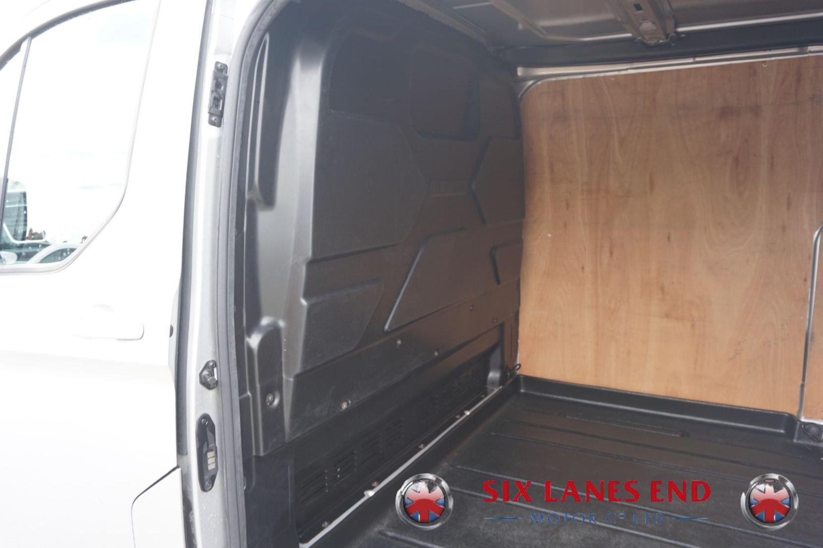 Ford Transit Custom 2.0 340 EcoBlue Limited Panel Van 5dr Diesel Manual L1 H1 Euro 6 (s/s) (130 ps)