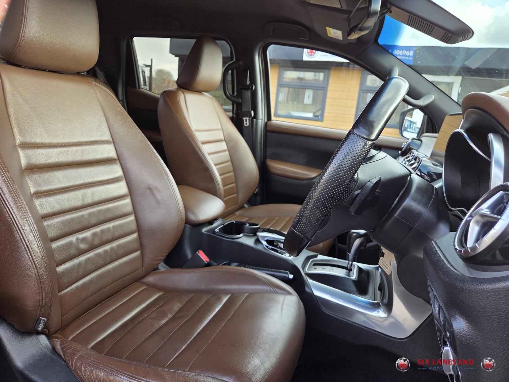 Mercedes-Benz X Class 3.0 CDI V6 Power Pickup Double Cab 4dr Diesel G-Tronic+ 4MATIC Euro 6 (258 ps)