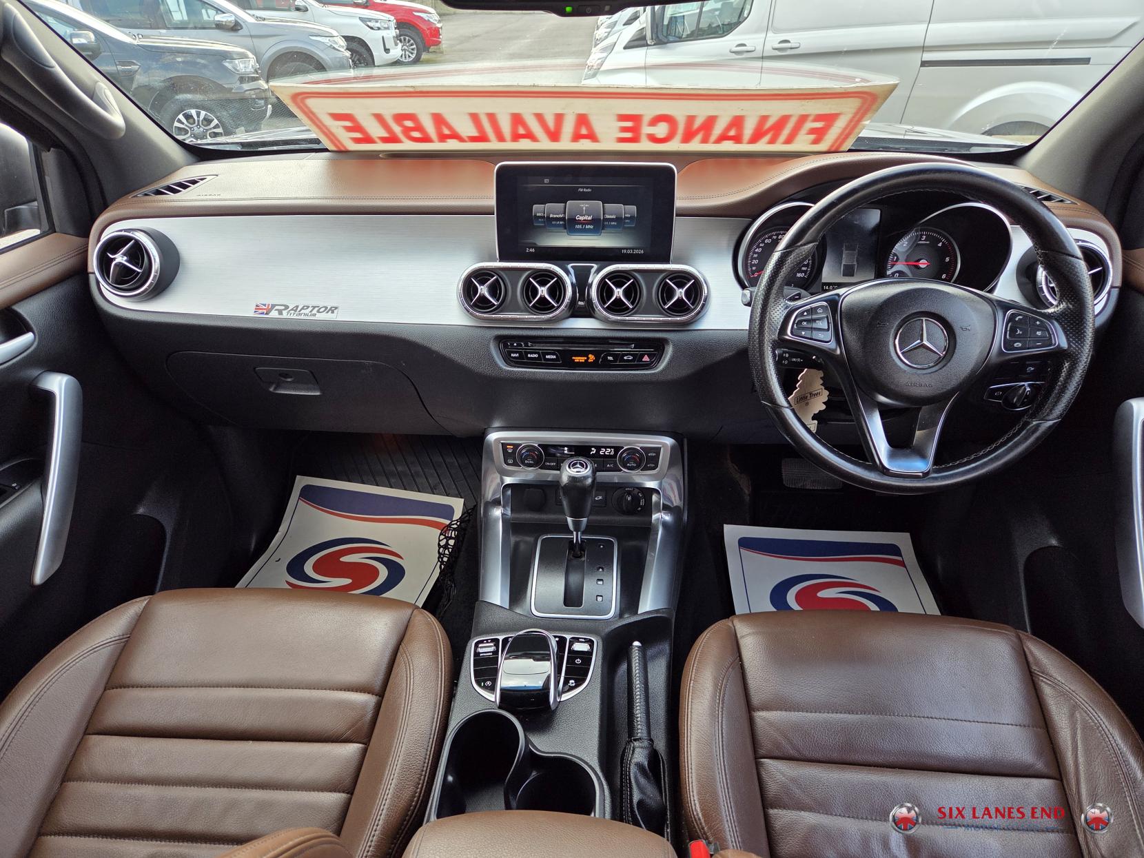 Mercedes-Benz X Class 3.0 CDI V6 Power Pickup Double Cab 4dr Diesel G-Tronic+ 4MATIC Euro 6 (258 ps)