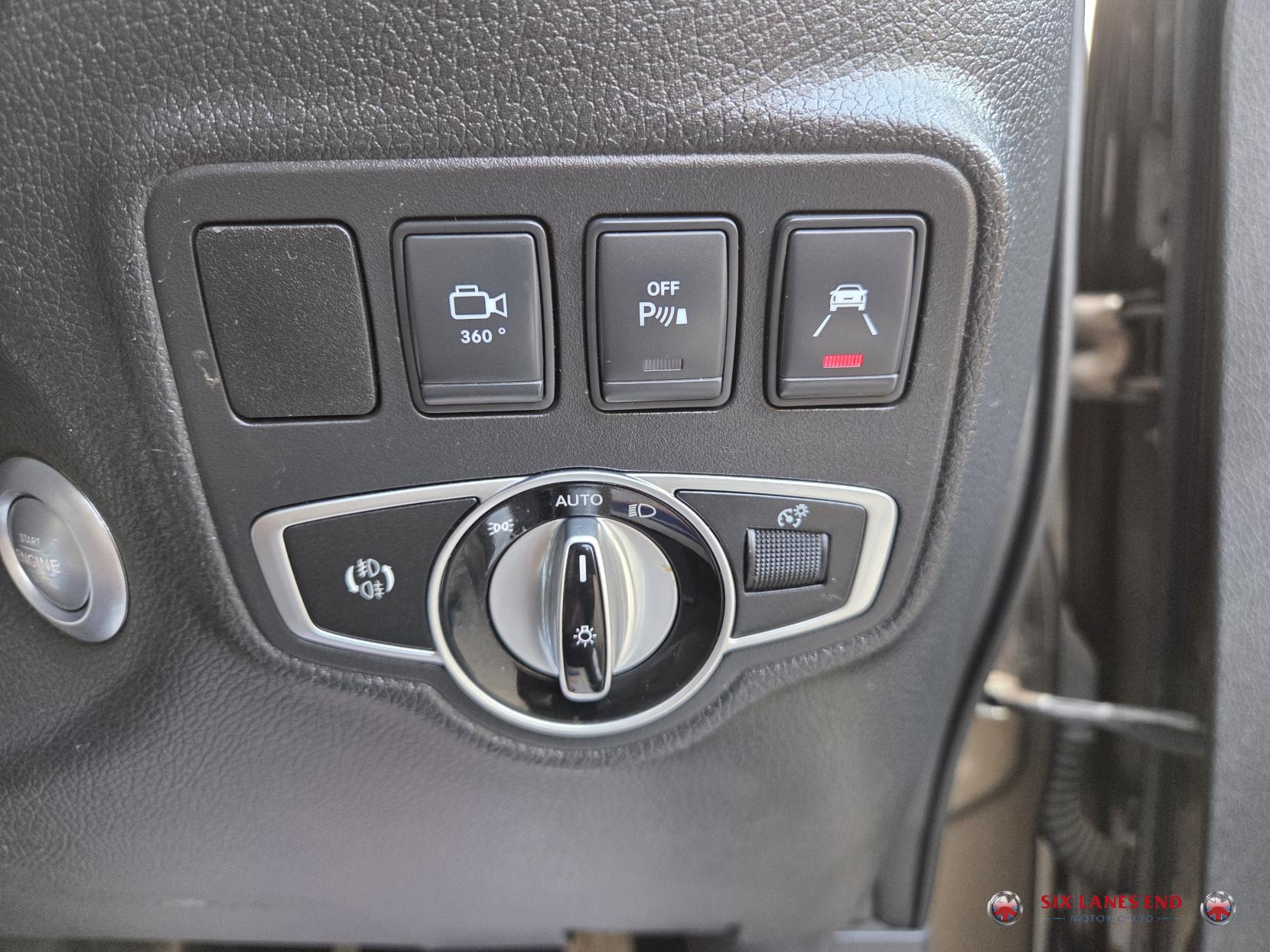 Mercedes-Benz X Class 3.0 CDI V6 Power Pickup Double Cab 4dr Diesel G-Tronic+ 4MATIC Euro 6 (258 ps)