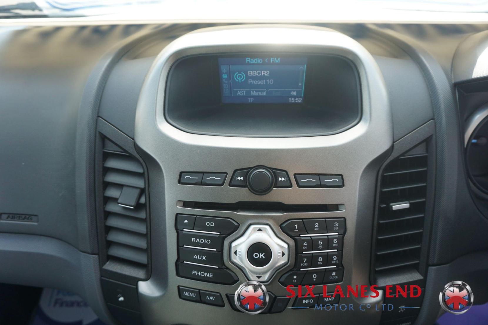 Ford Ranger 3.2 TDCi Limited 1 Pickup Double Cab 4dr Diesel Manual 4WD Euro 5 (200 ps)