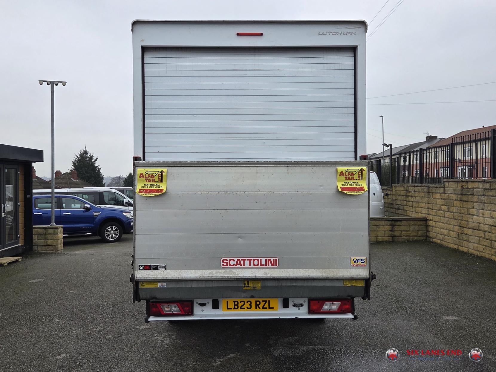 Ford Transit 2.0 350 EcoBlue Leader Luton 3dr Diesel Manual FWD L4 Euro 6 (s/s) (130 ps)