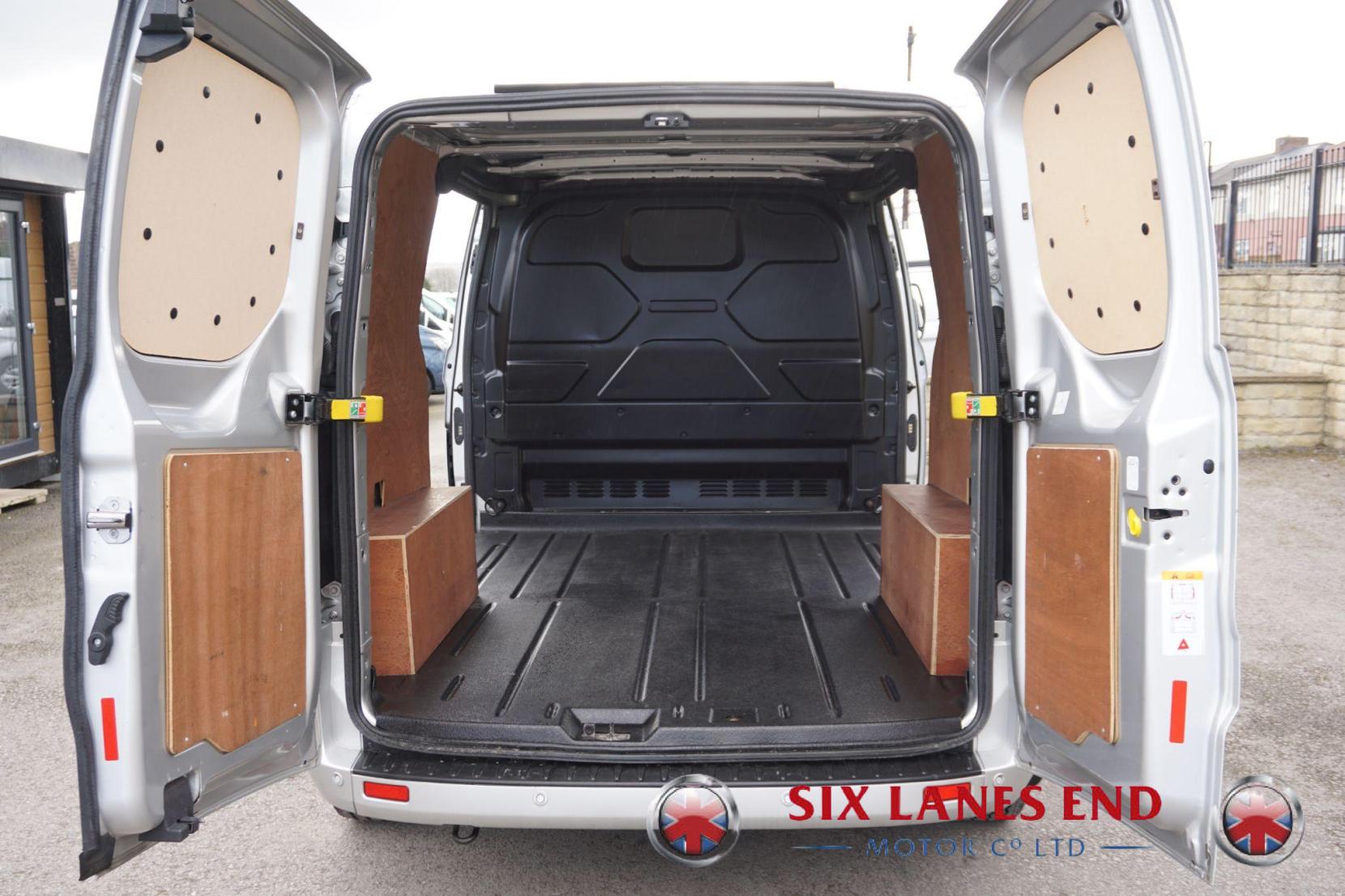 Ford Transit Custom 2.0 340 EcoBlue Limited Panel Van 5dr Diesel Manual L1 H1 Euro 6 (s/s) (130 ps)