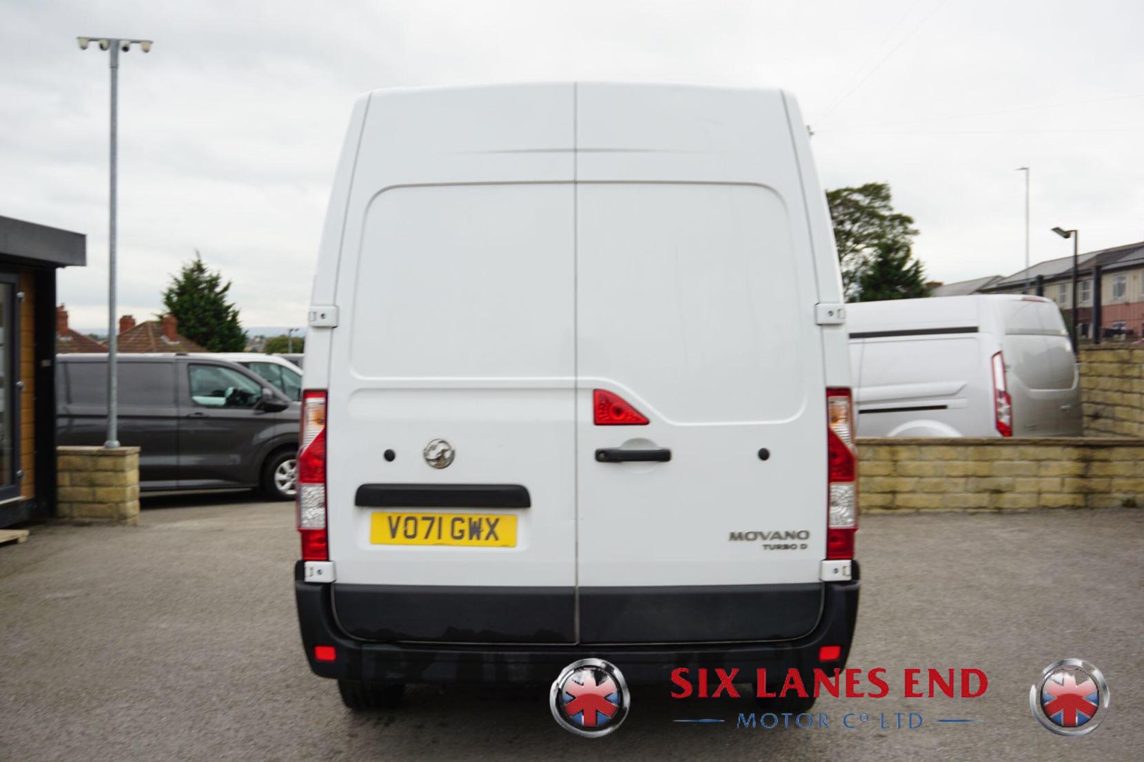 Vauxhall Movano 2.3 CDTi 3500 BiTurbo Edition Panel Van 5dr Diesel Manual FWD L2 H2 Euro 6 (135 ps)