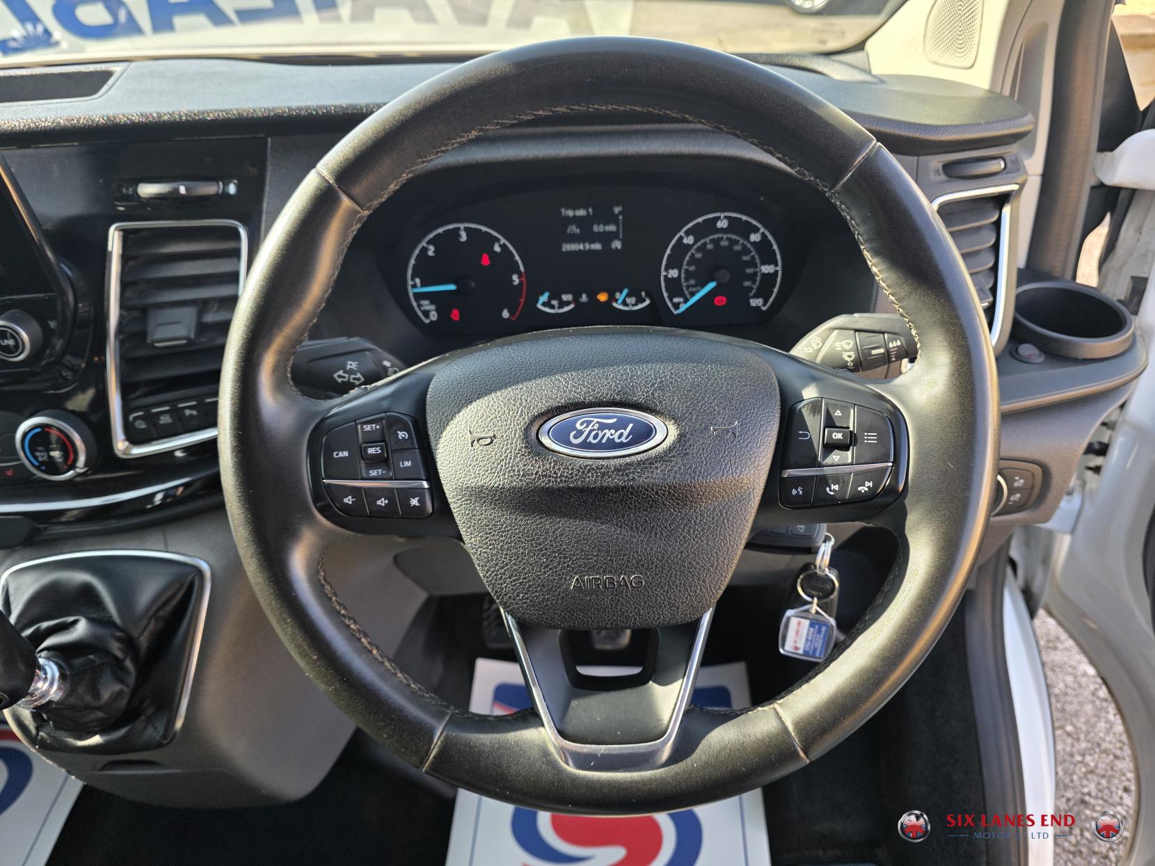 Ford Transit Custom 2.0 320 EcoBlue Limited Crew Van Double Cab 5dr Diesel Manual L2 H1 Euro 6 (s/s) (6 Seat) (130 ps)