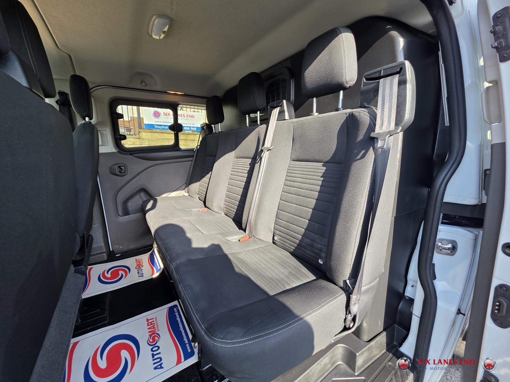 Ford Transit Custom 2.0 320 EcoBlue Limited Crew Van Double Cab 5dr Diesel Manual L2 H1 Euro 6 (s/s) (6 Seat) (130 ps)