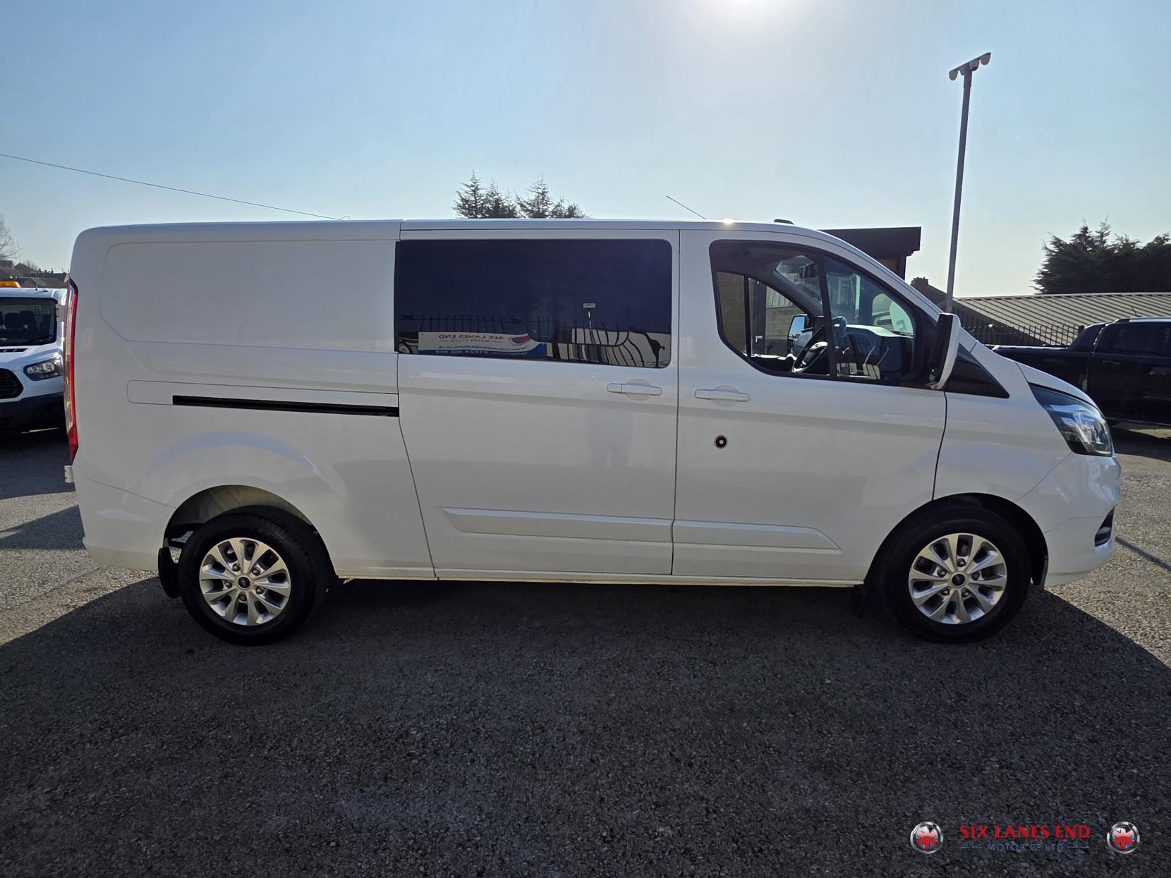 Ford Transit Custom 2.0 320 EcoBlue Limited Crew Van Double Cab 5dr Diesel Manual L2 H1 Euro 6 (s/s) (6 Seat) (130 ps)