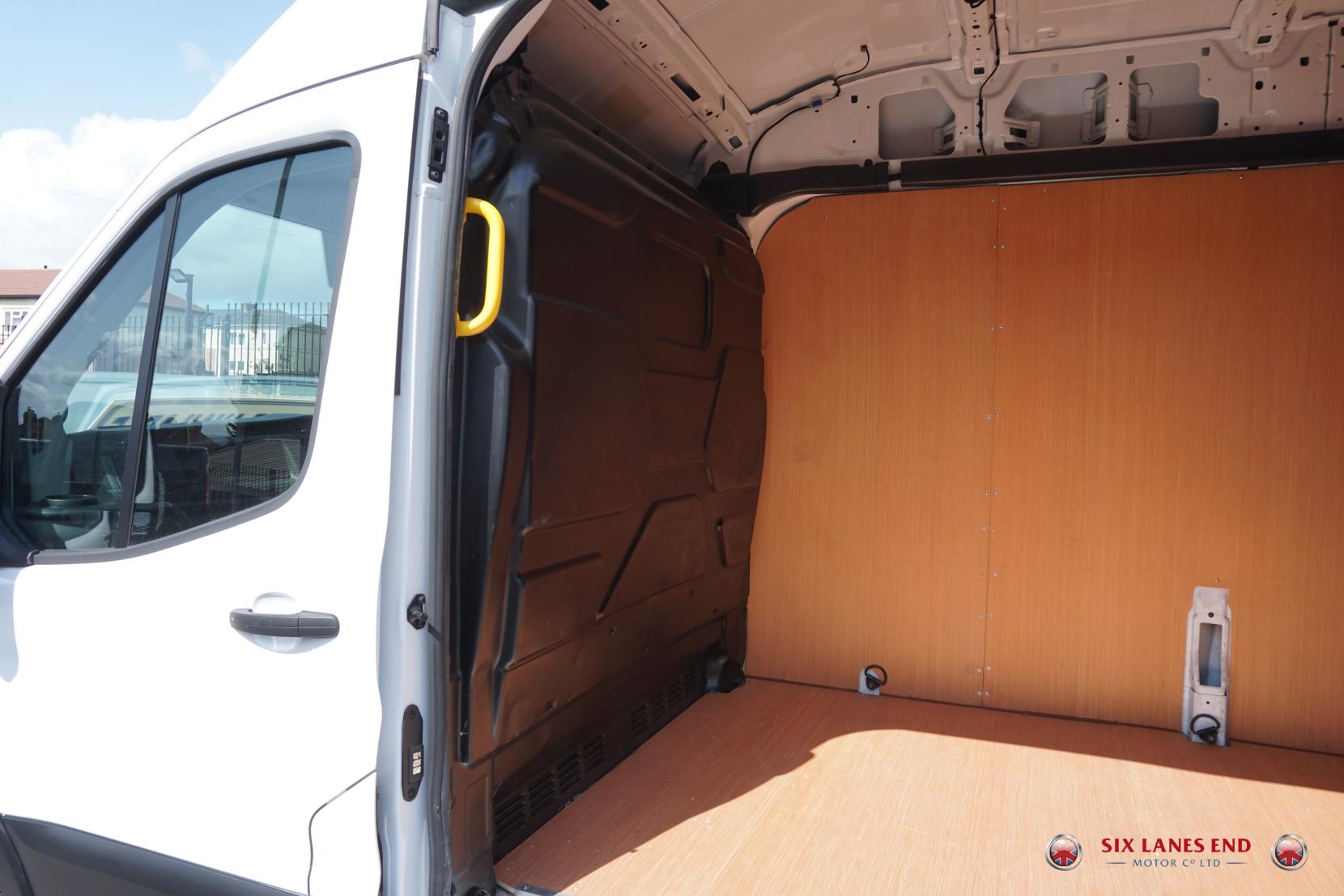 Ford Transit 2.0 350 EcoBlue Leader Panel Van 5dr Diesel Manual RWD L4 H3 Euro 6 (s/s) (130 ps)