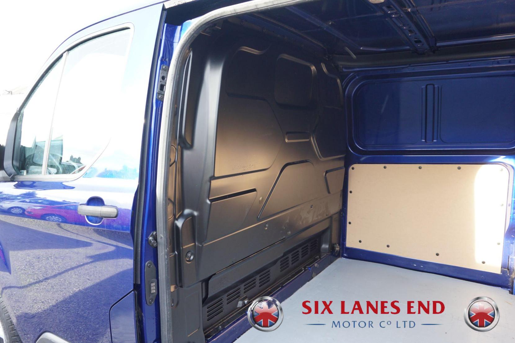 Ford Transit Custom 2.0 TDCi 290 Trend Panel Van 5dr Diesel Manual L1 H1 (163 g/km, 128 bhp)