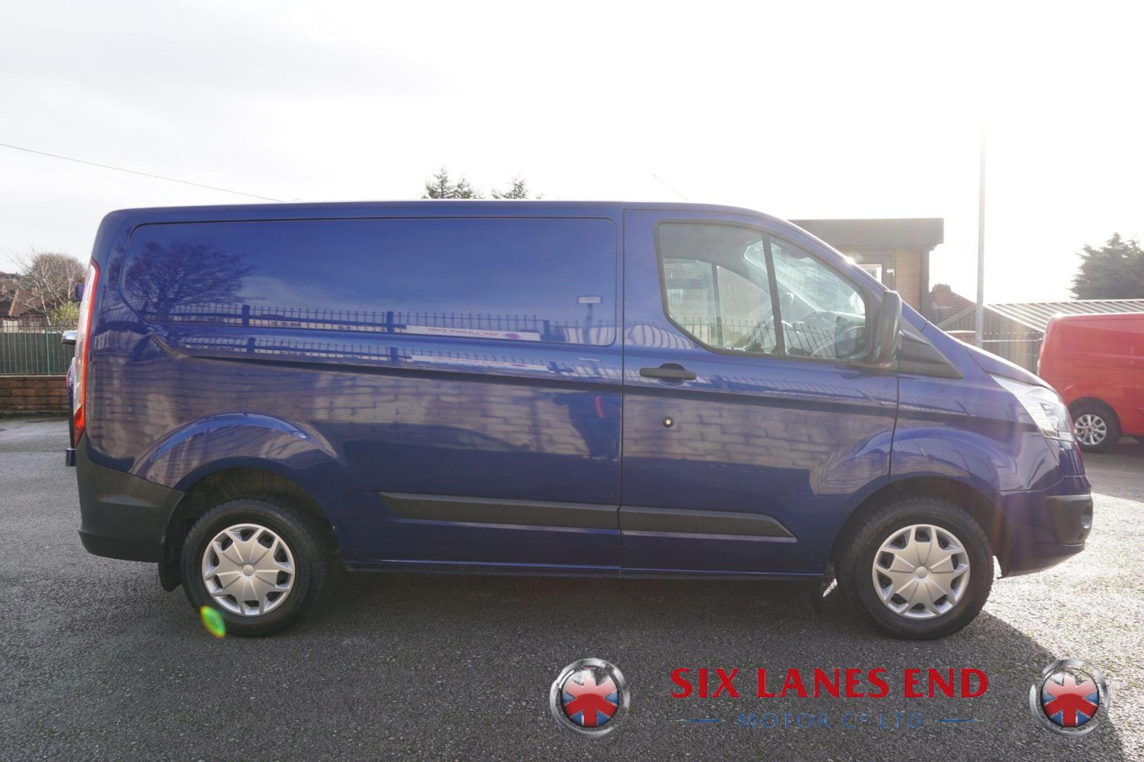 Ford Transit Custom 2.0 TDCi 290 Trend Panel Van 5dr Diesel Manual L1 H1 (163 g/km, 128 bhp)