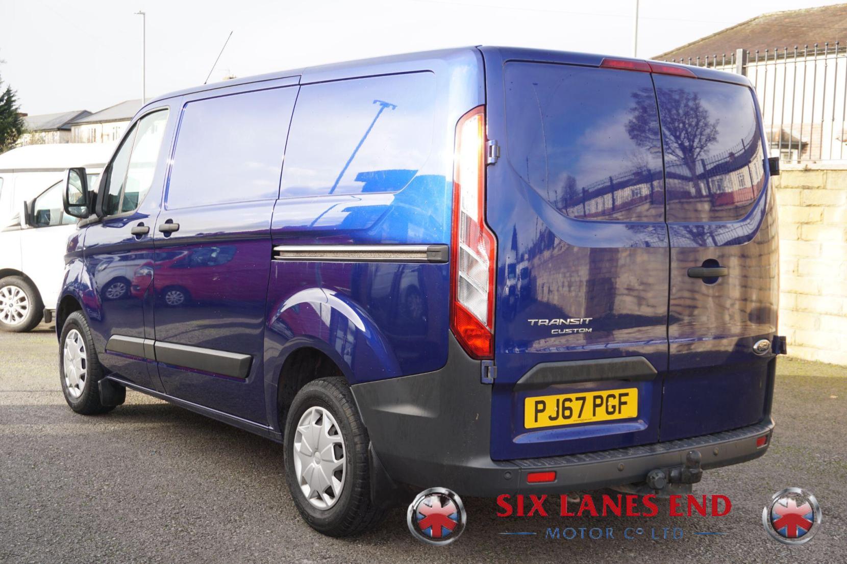 Ford Transit Custom 2.0 TDCi 290 Trend Panel Van 5dr Diesel Manual L1 H1 (163 g/km, 128 bhp)