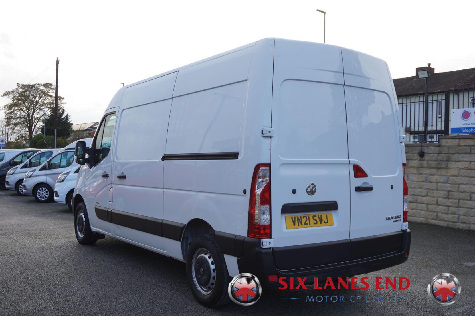 Vauxhall Movano 2.3 CDTi 3500 BiTurbo Edition Panel Van 5dr Diesel Manual FWD L2 H2 Euro 6 (135 ps)