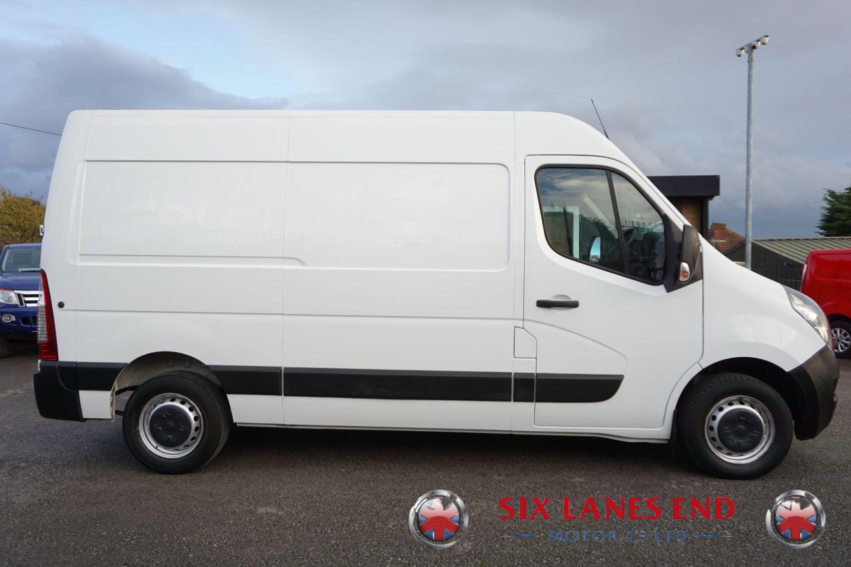 Vauxhall Movano 2.3 CDTi 3500 BiTurbo Edition Panel Van 5dr Diesel Manual FWD L2 H2 Euro 6 (135 ps)