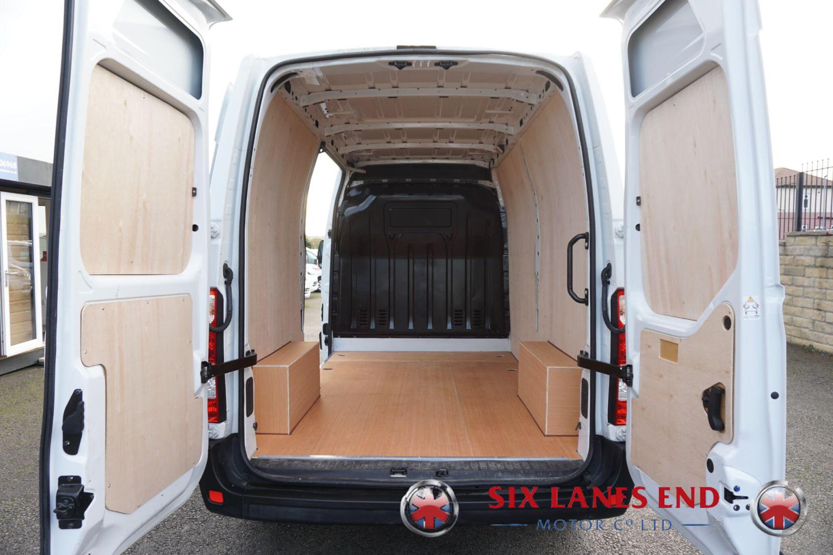 Vauxhall Movano 2.3 CDTi 3500 BiTurbo Edition Panel Van 5dr Diesel Manual FWD L2 H2 Euro 6 (135 ps)