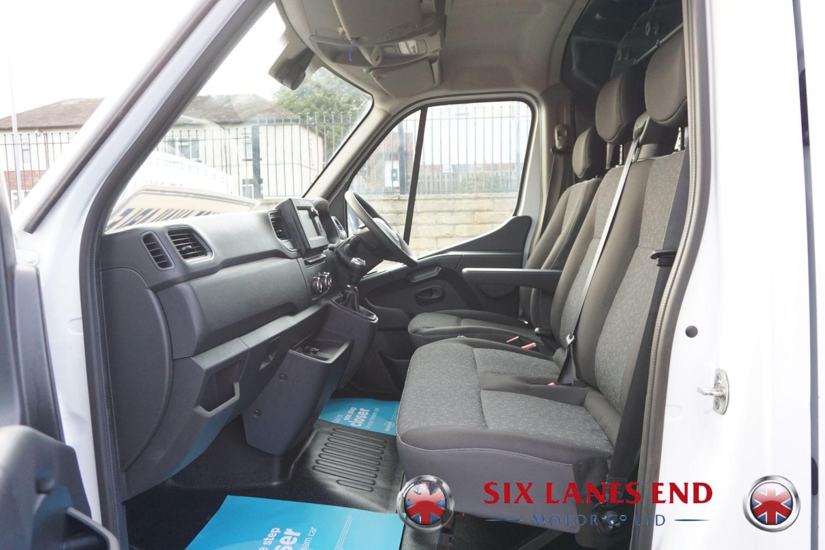 Vauxhall Movano 2.3 CDTi 3500 BiTurbo Edition Panel Van 5dr Diesel Manual FWD L2 H2 Euro 6 (135 ps)