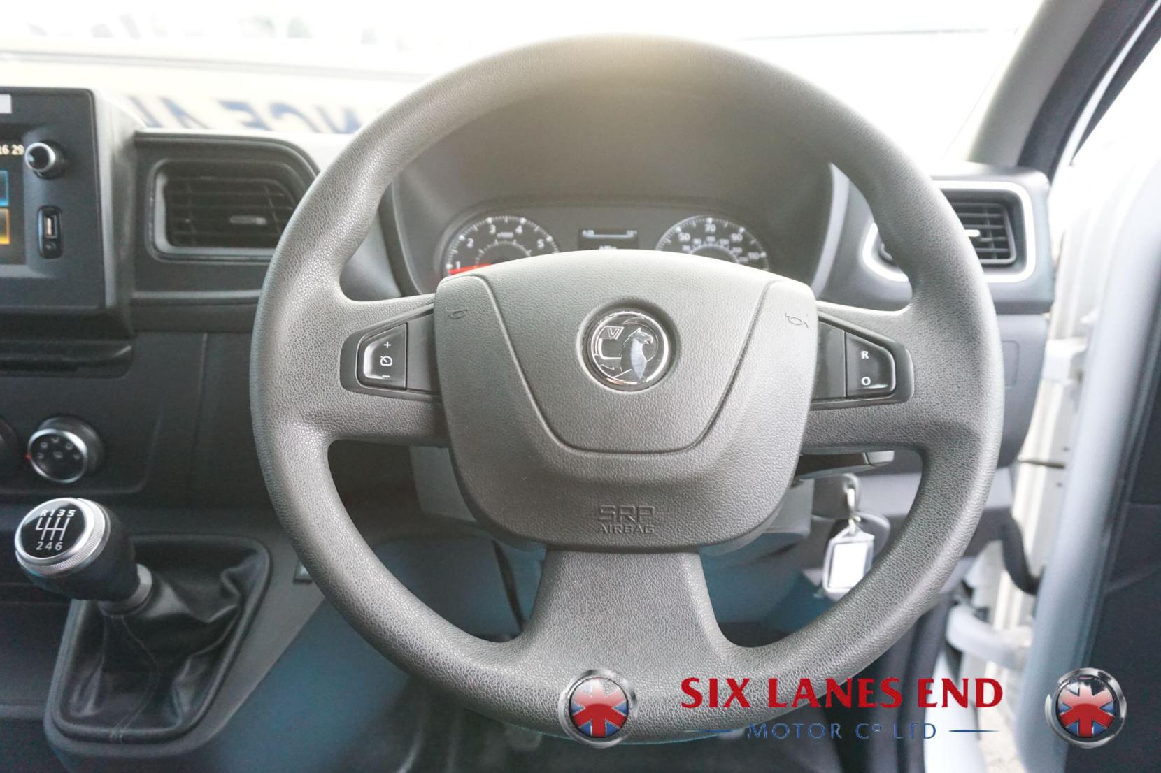 Vauxhall Movano 2.3 CDTi 3500 BiTurbo Edition Panel Van 5dr Diesel Manual FWD L2 H2 Euro 6 (135 ps)